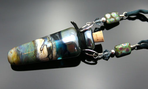 lampwork glass pendant for your essential oils