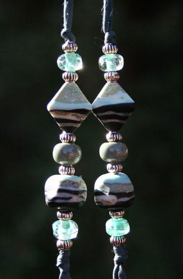 gorgeous handmade lampwork glass beads