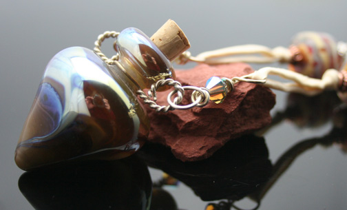 Elegant aromatherapy jewelry