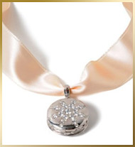 Stunning aromatherapy lockets