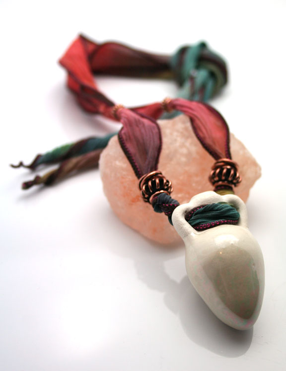 another view of the aromatherapy amphora necklace, Southwest Dream
